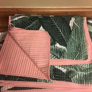 Target Bedding Banana Leaf Fullqueen Quilt And Sham Set Poshmark